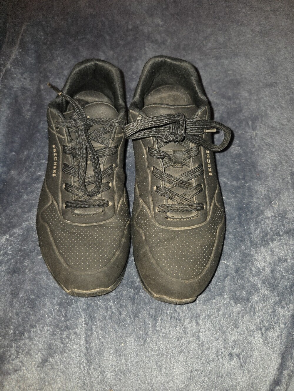 Women's Skecher's All Black Uno Shoes Size 8W